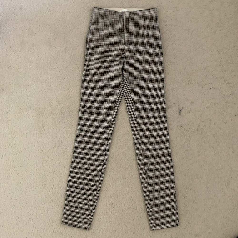 beige patterned trouser leggings